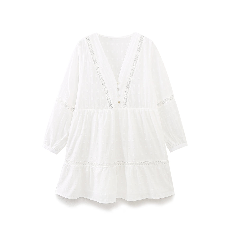 Sophisticated Dress with a Clean Classic Look