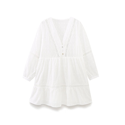 Sophisticated Dress with a Clean Classic Look