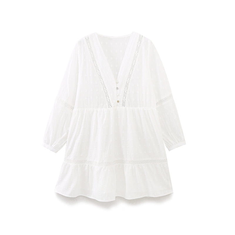 Sophisticated Dress with a Clean Classic Look