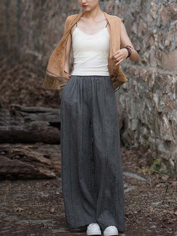 A Vintage Style Trousers with Delicate Timeless Details