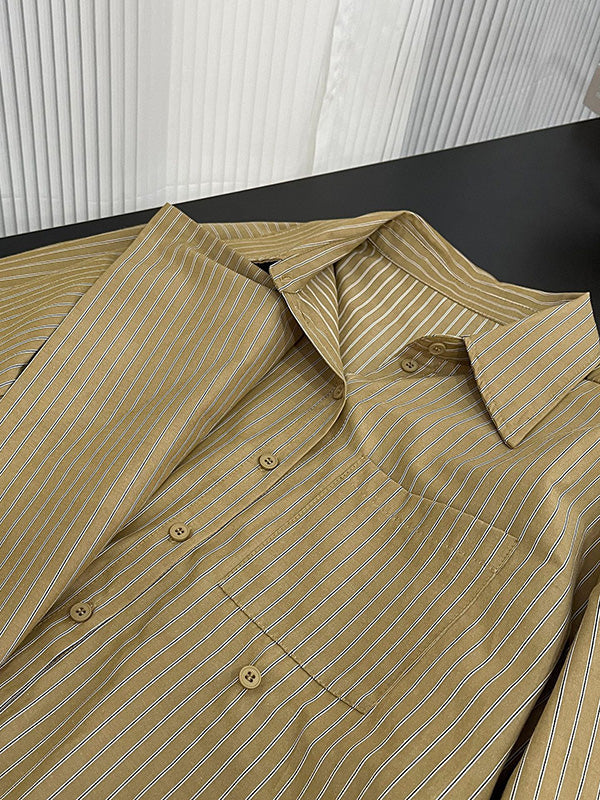 Sophisticated Blouse with a Clean Classic Look