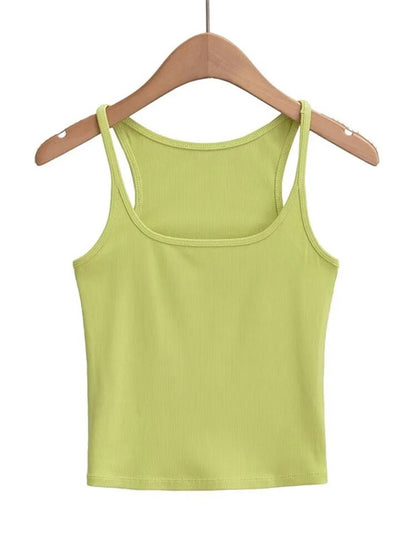 Beautifully Finished Top in a Timeless Design