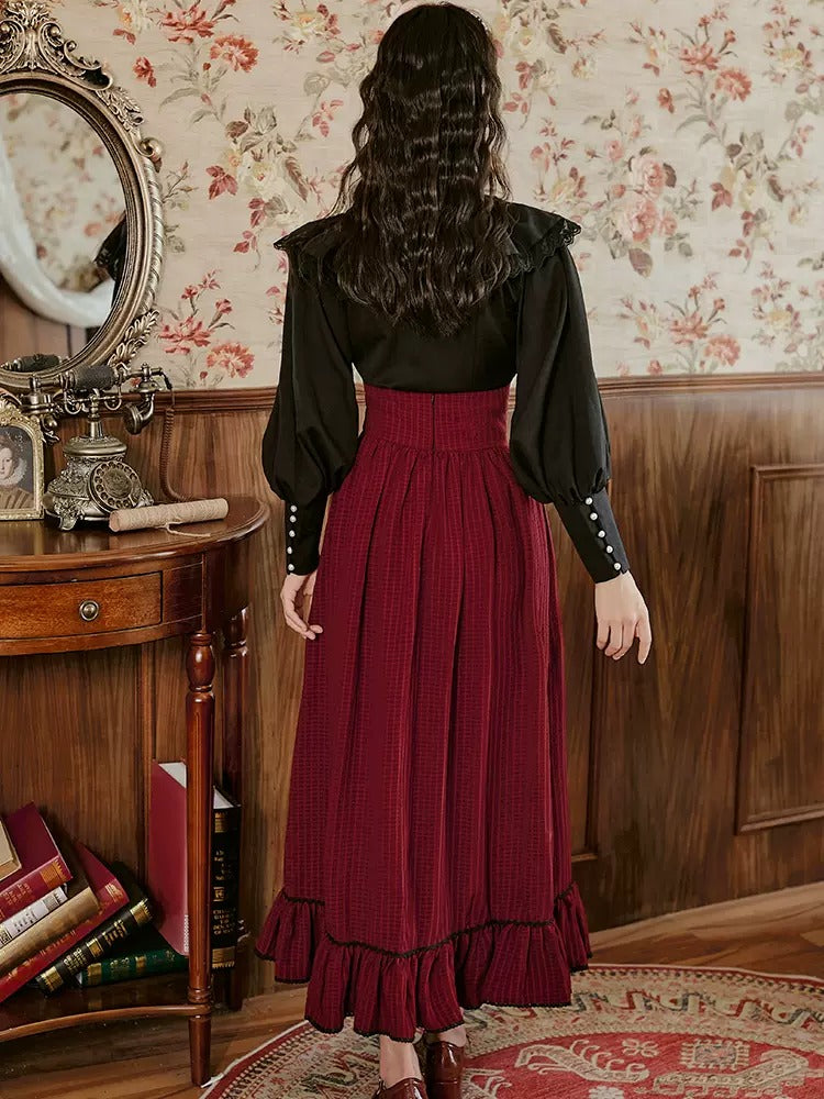 Classic Vintage Dress with a Flattering Fit