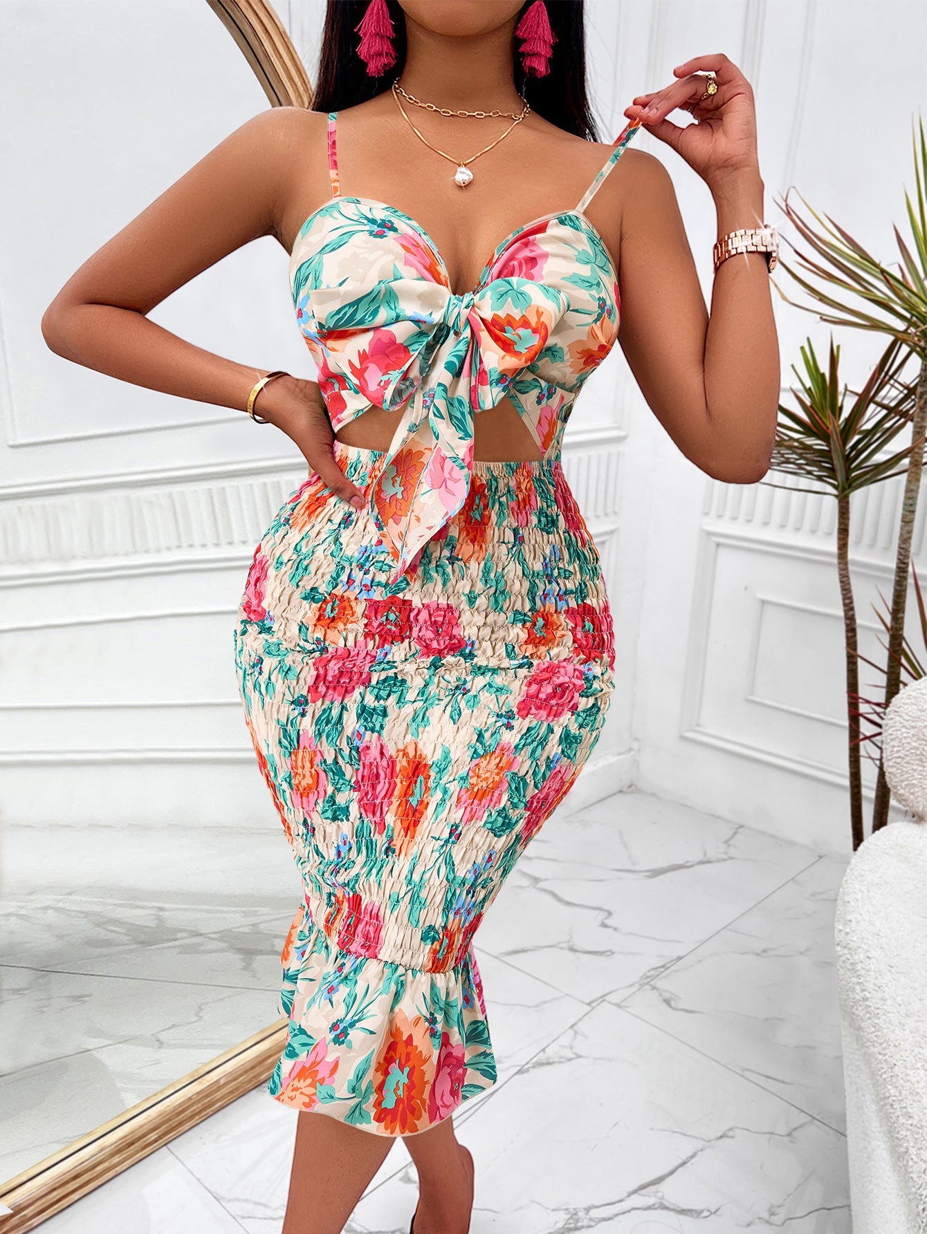Classic Vintage & Enduringly Stylish Dress