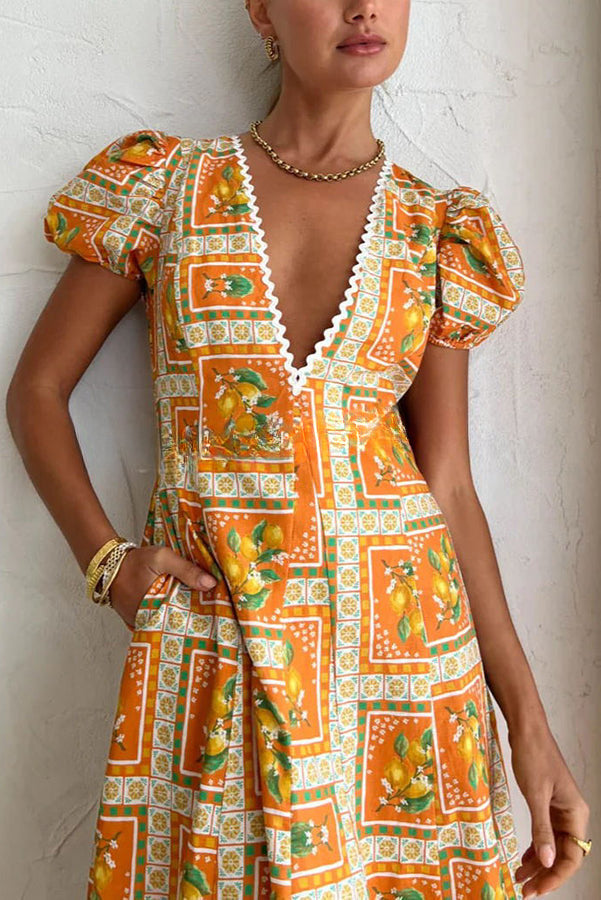 Classic Vintage & Enduringly Stylish Dress