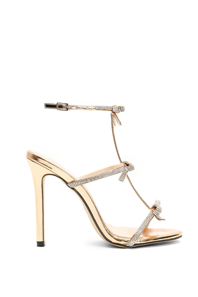 Classic Vintage & Enduringly Stylish Sandals