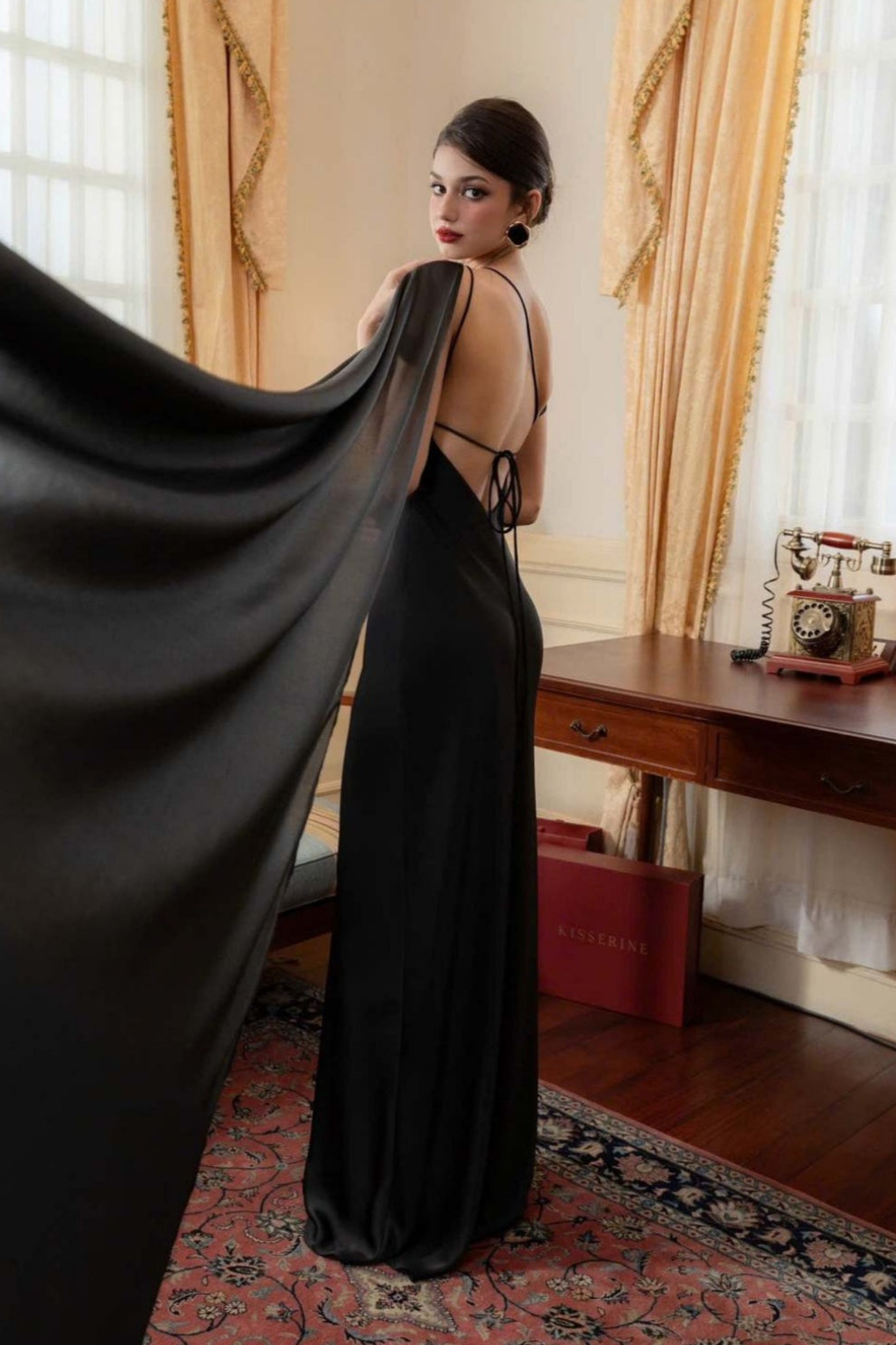 Sophisticated Dress with a Clean Classic Look