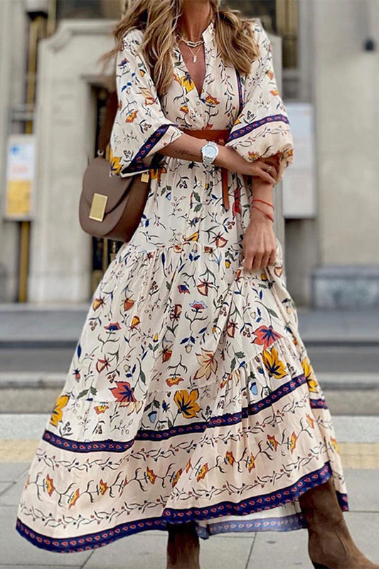 Effortlessly Elegant Dress with a Timeless Design