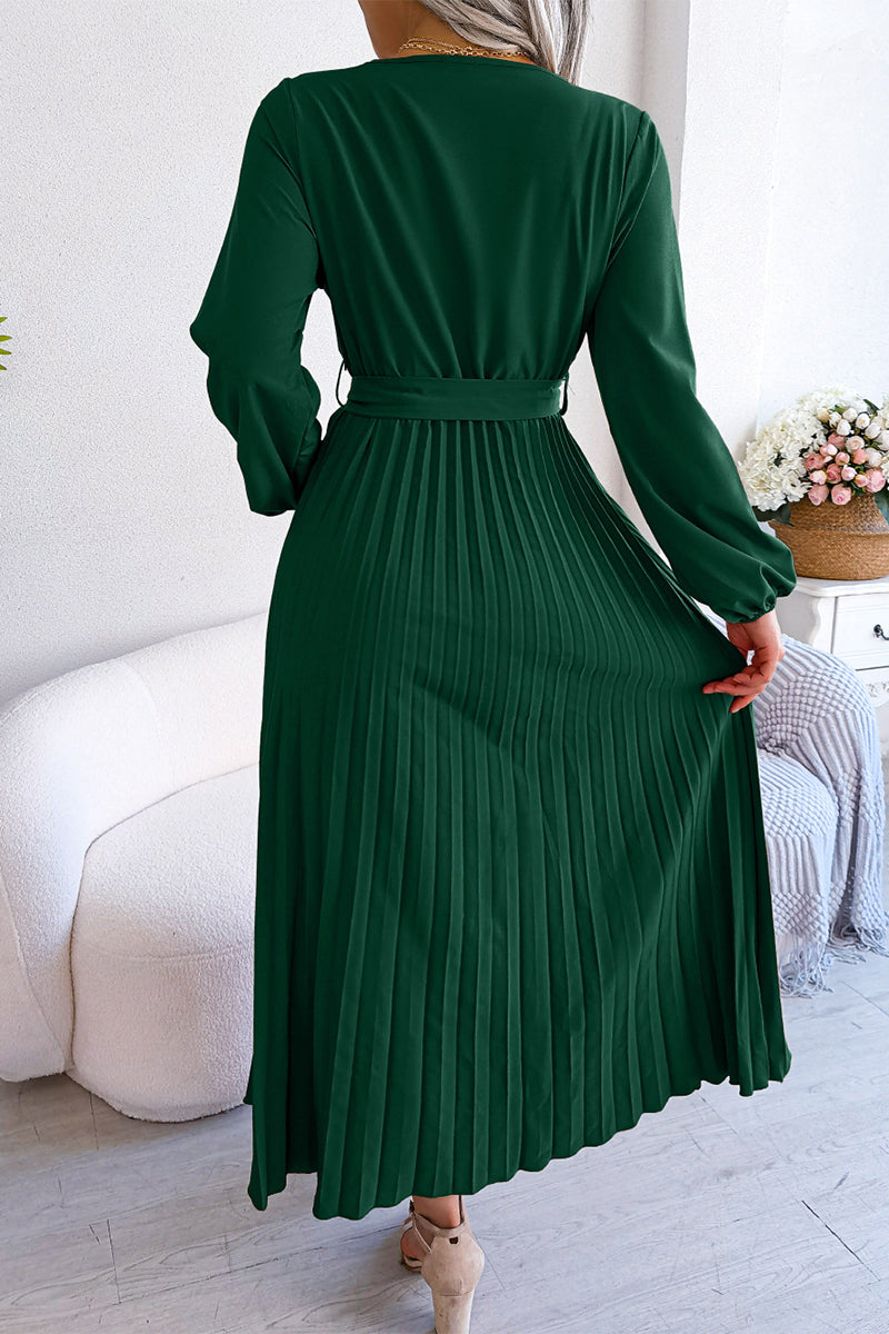 Polished Dress with an Effortless Classic Look