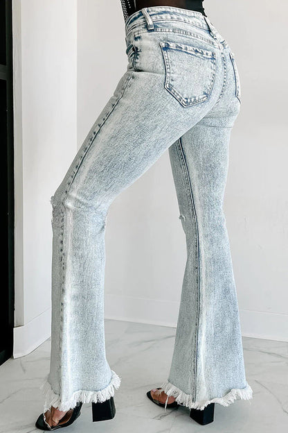 Well Tailored Garment with a Graceful Silhouette