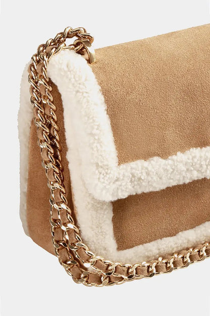 Sophisticated Bag with a Clean Classic Look