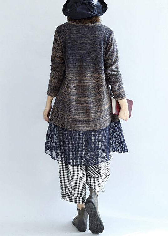 Classic Vintage Sweater with a Flattering Fit