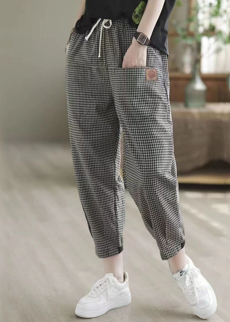 Well Tailored Pants with a Graceful Silhouette