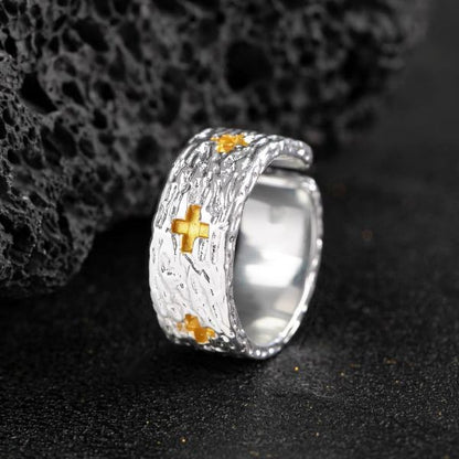 Effortlessly Elegant Garment with a Timeless Design