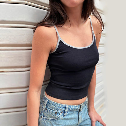 Well Tailored Top with a Graceful Silhouette
