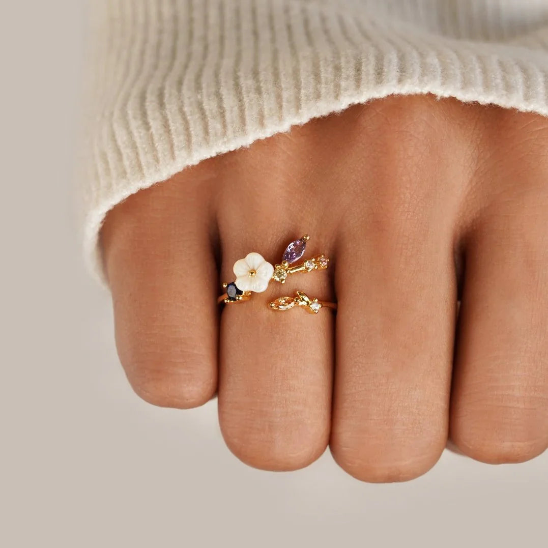 Beautifully Finished Garment in a Timeless Design