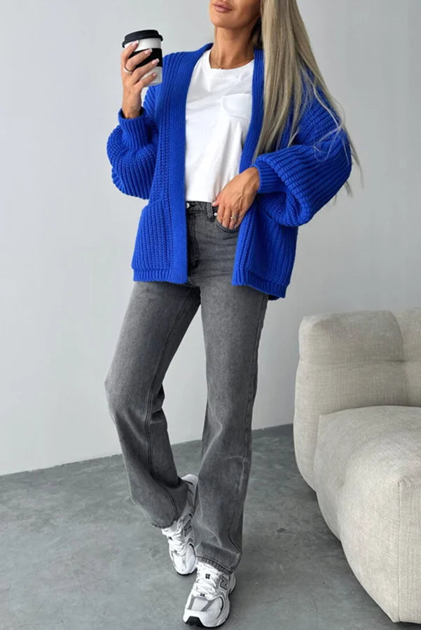 Well Tailored Cardigan with a Graceful Silhouette