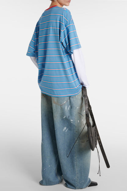 Effortlessly Elegant T-Shirt with a Timeless Design