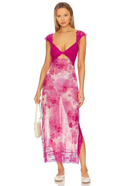 Gracefully Styled Garment for Any Occasion
