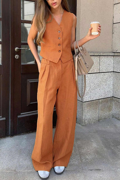 Beautifully Finished Pants in a Timeless Design