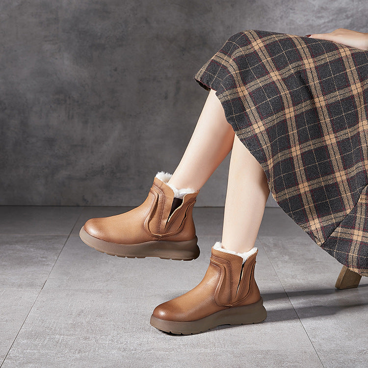 Beautifully Finished Boots in a Timeless Design