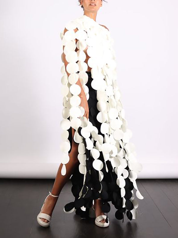 Beautifully Crafted Blouse in a Classic Style
