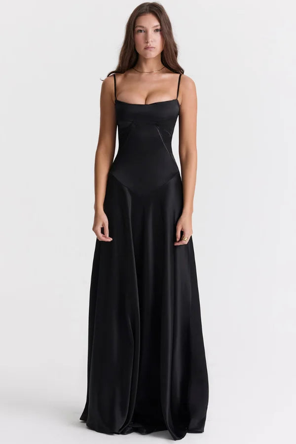 Beautifully Finished Garment in a Timeless Design