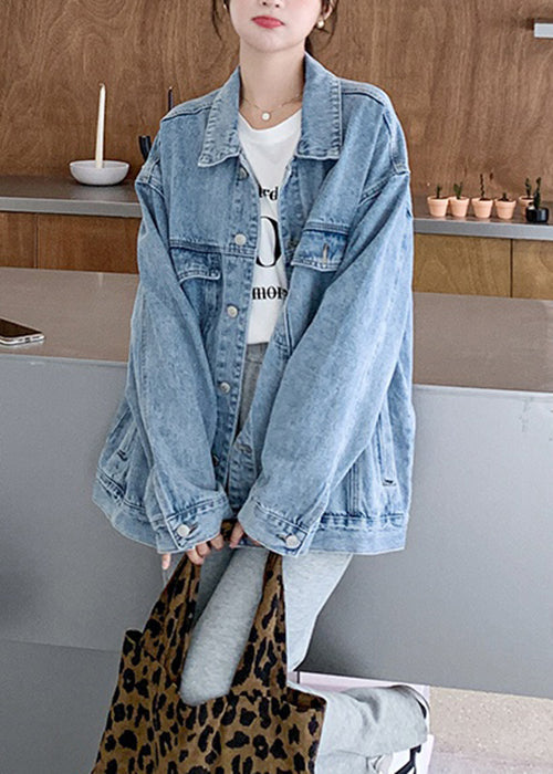 Effortlessly Elegant Coat with a Timeless Design