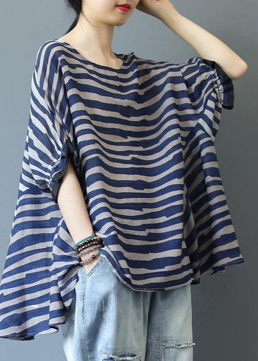 Well Tailored Blouse with a Graceful Silhouette