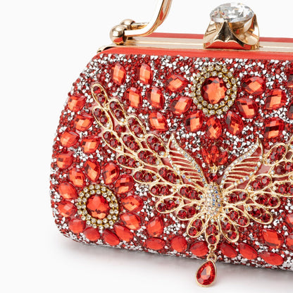 Well Tailored Bag with a Graceful Silhouette