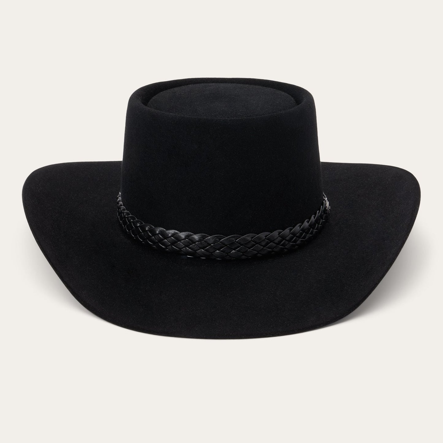 Well Tailored Garment with a Graceful Silhouette