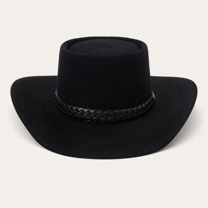 Well Tailored Garment with a Graceful Silhouette