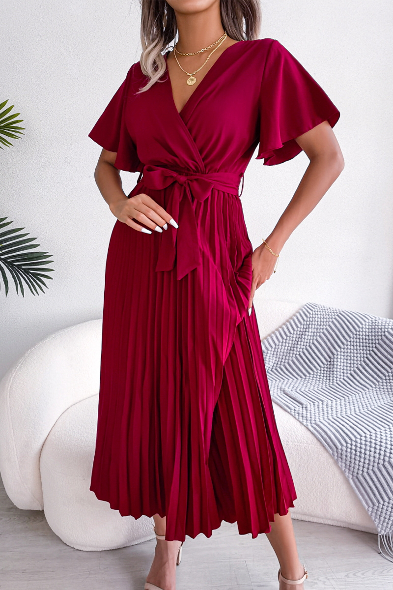 Beautifully Crafted Dress in a Classic Style