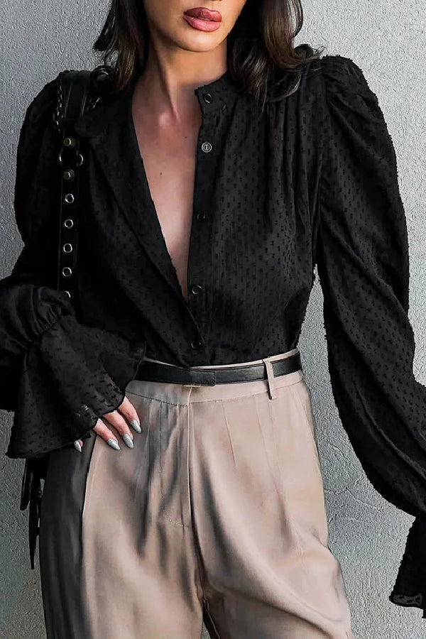 Well Tailored Shirt with a Graceful Silhouette