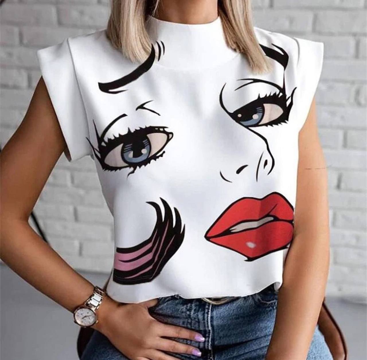 Beautifully Crafted Top in a Classic Style