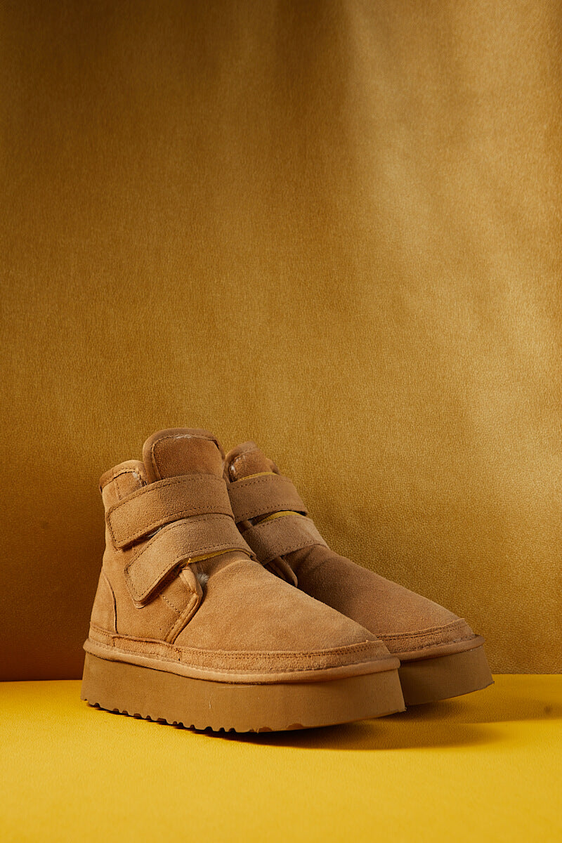 Beautifully Finished Boots in a Timeless Design