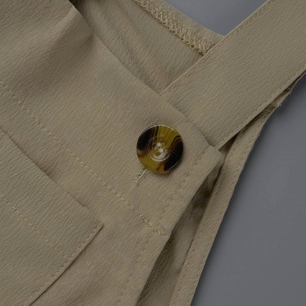 Gracefully Styled Garment for Any Occasion