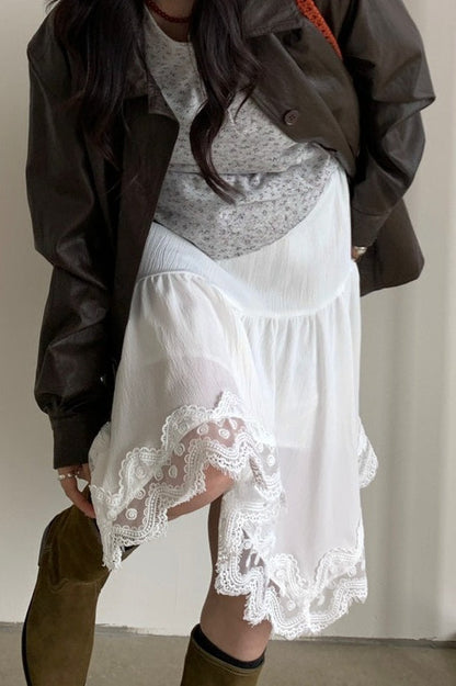 Beautifully Finished Garment in a Timeless Design