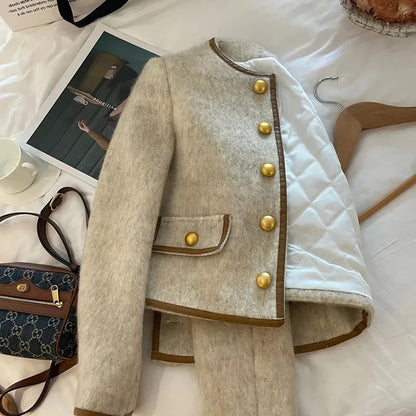 Classic Vintage Jacket with a Flattering Fit