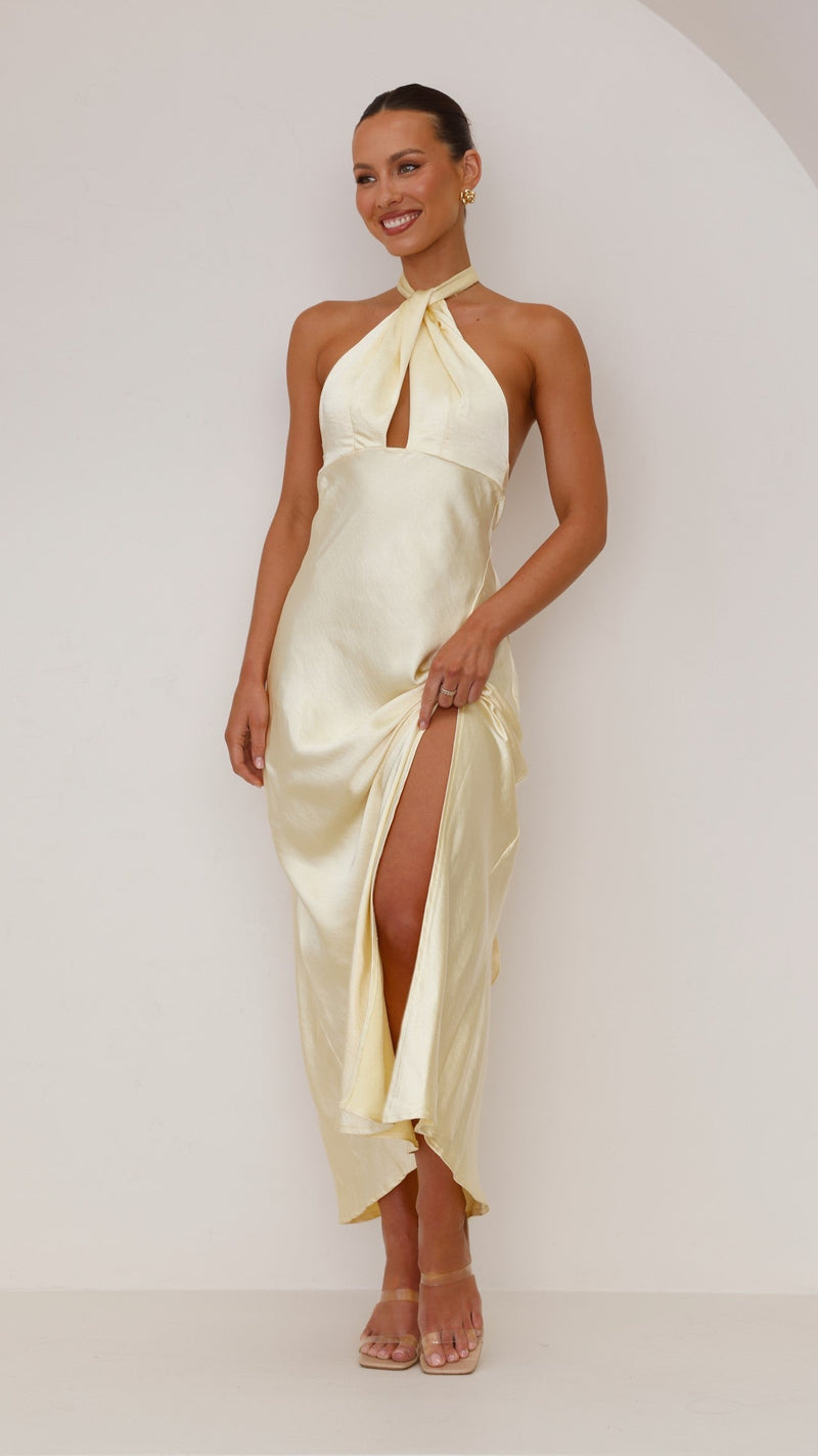 Beautifully Finished Dress in a Timeless Design
