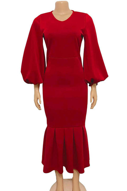 Classic Vintage Dress with a Flattering Fit