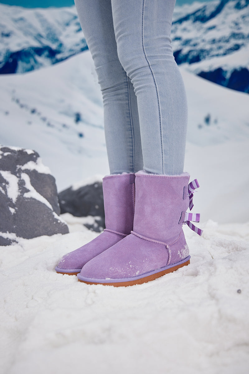 Well Tailored Boots with a Graceful Silhouette