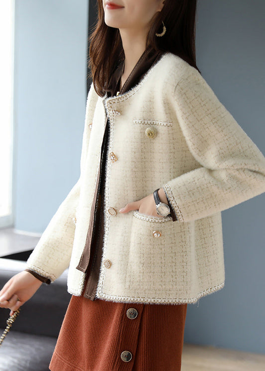 Polished Coat with an Effortless Classic Look