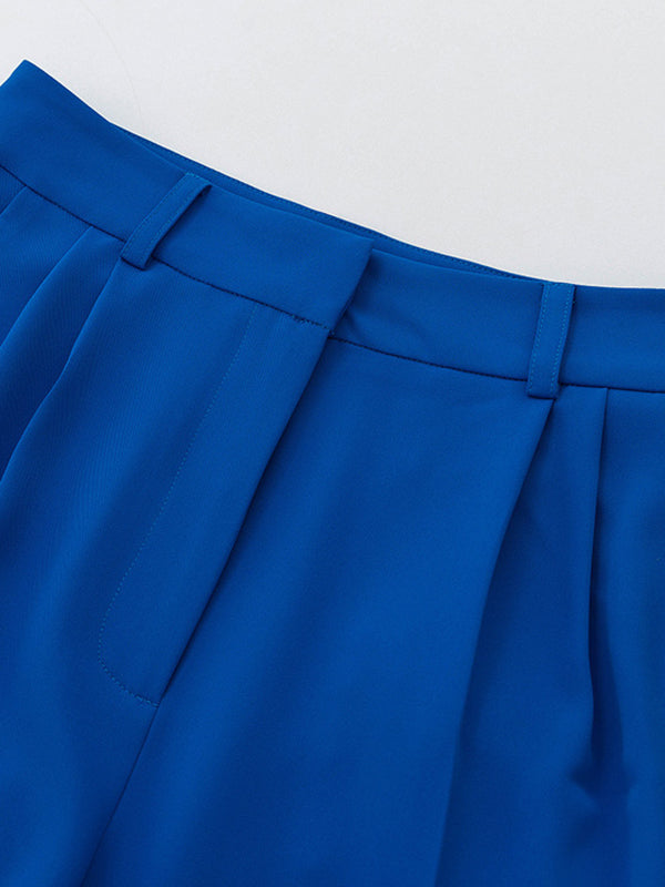 Sophisticated Pants with a Clean Classic Look