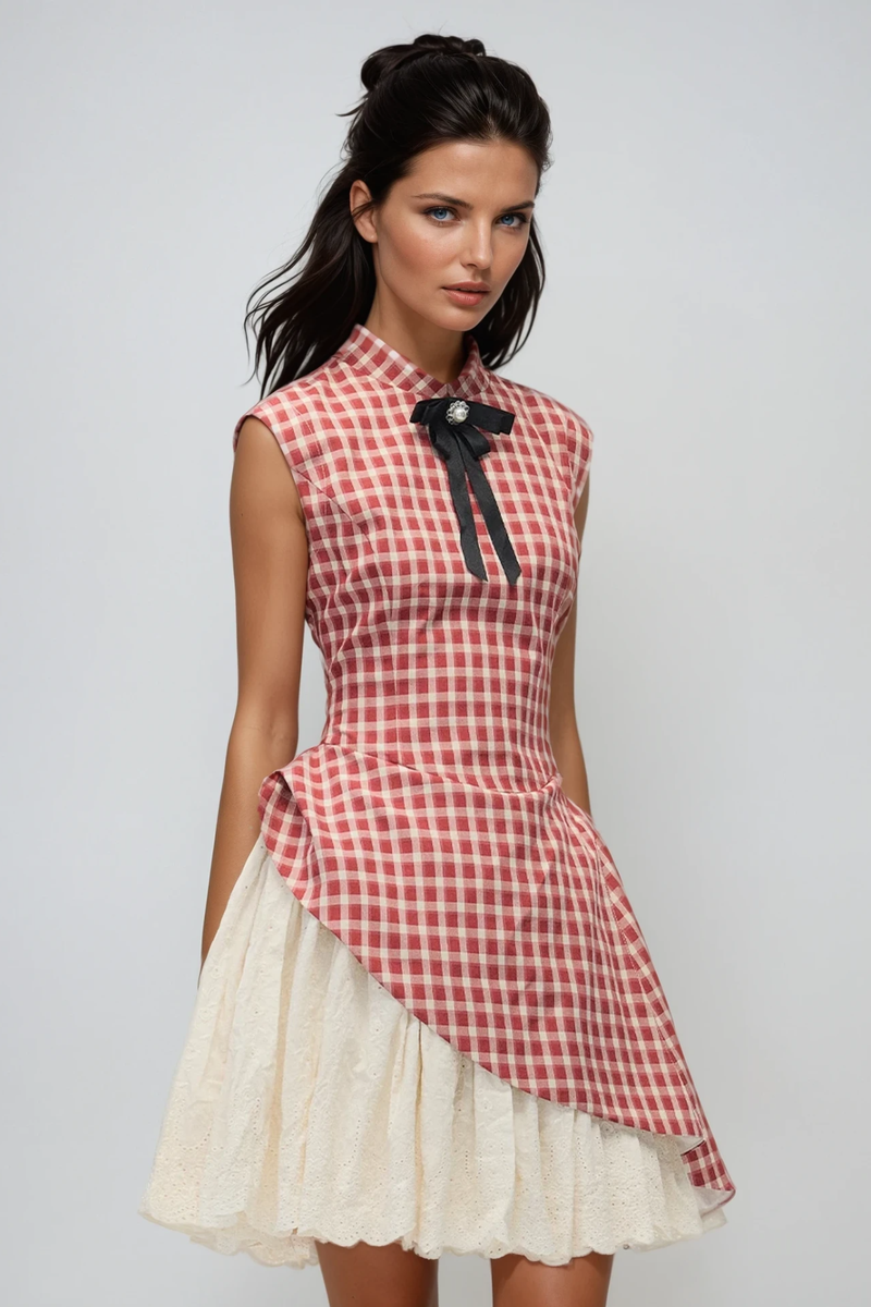 Sophisticated Dress with a Clean Classic Look