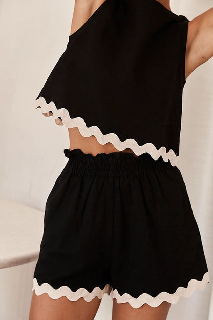 Classic Vintage & Enduringly Stylish Top
