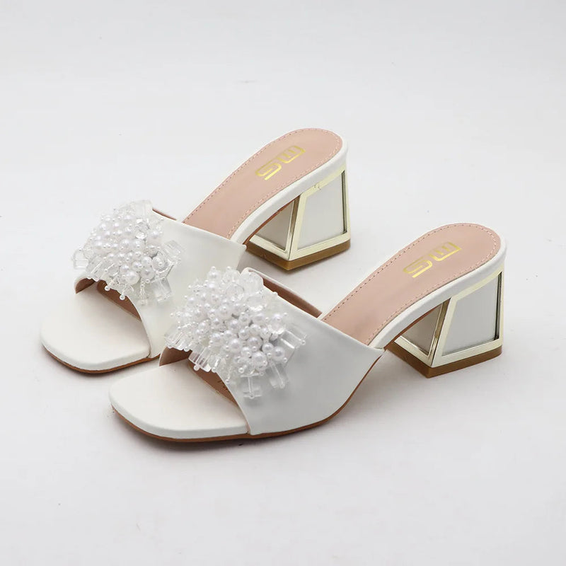 Polished Sandals with an Effortless Classic Look