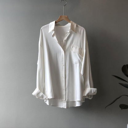 Classic Vintage Shirt with a Flattering Fit