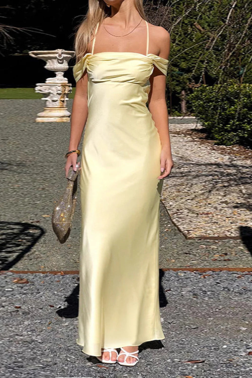 Sophisticated Dress with a Clean Classic Look