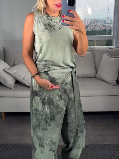 Classic Vintage Garment with a Flattering Fit